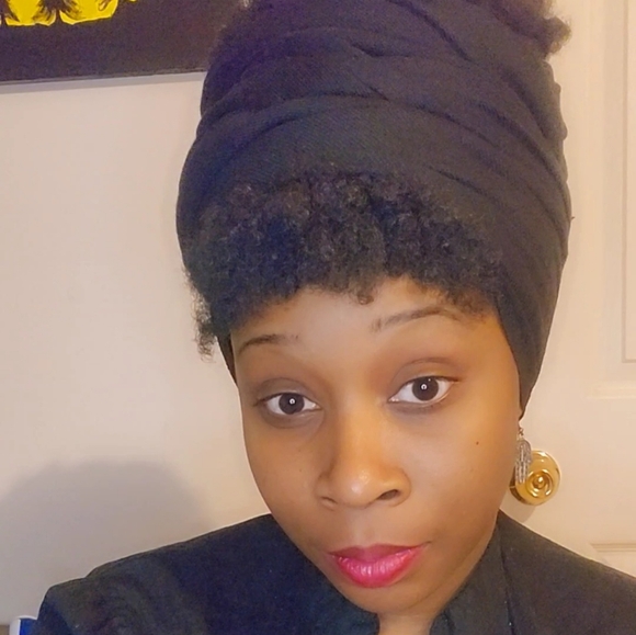 Meet your Posher, Shanti - Picture 1 of 2